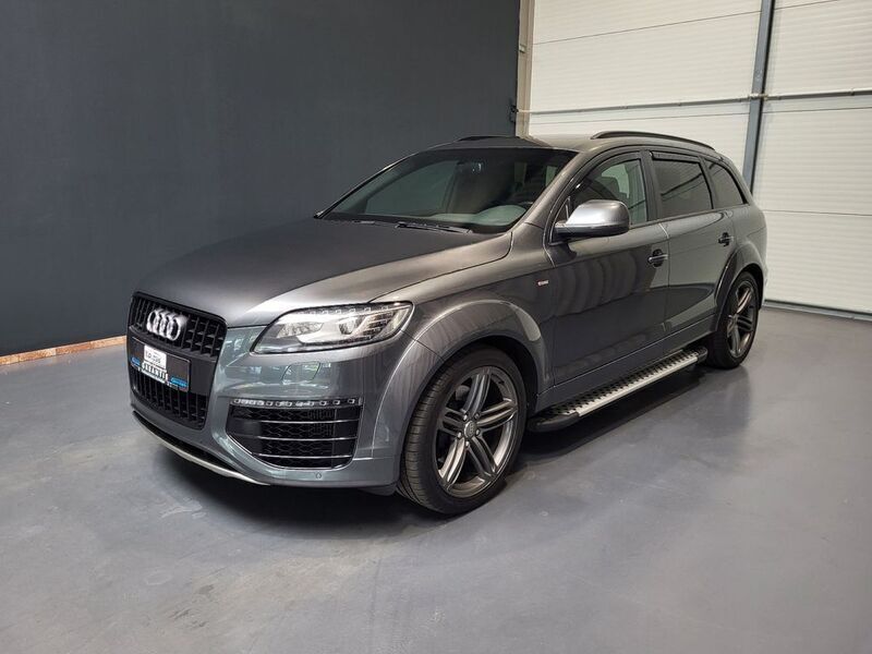 Grau Gebraucht 2014 Audi Q7 S-Line SUV | 22.950 € (Etwas zu teuer) - Bild 1/4