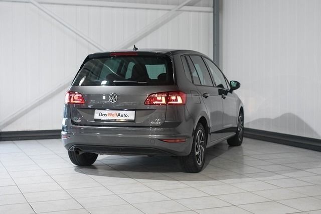 Gebraucht VW Golf VII Comfortline 110 PS (80 kW) 2017 Grau Van / Kleinbus