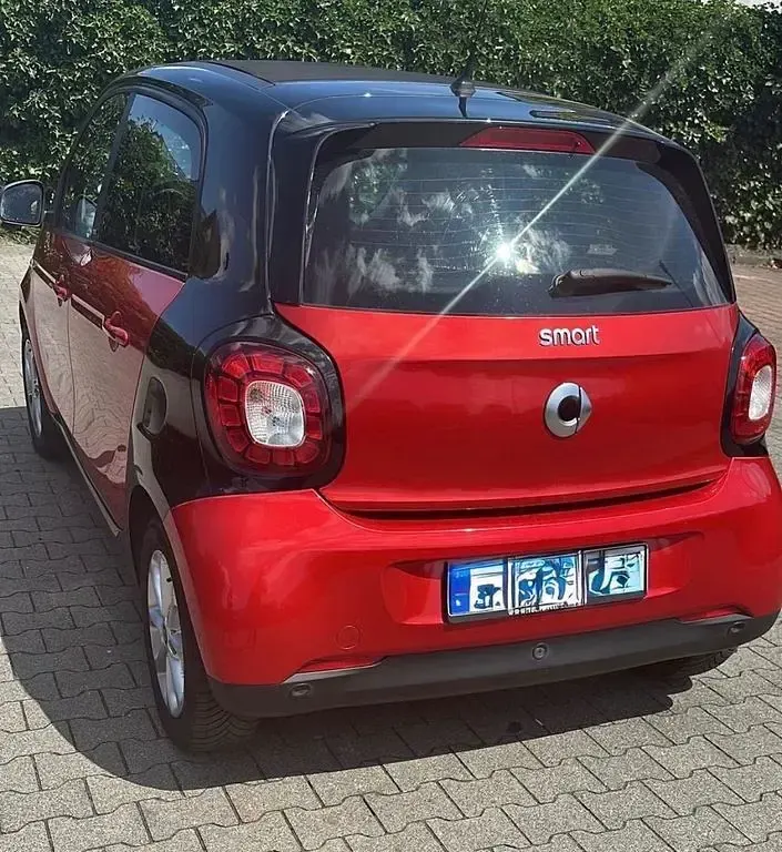 Gebraucht Smart ForFour Passion 90 PS (66 kW) 2017 Rot Kleinwagen