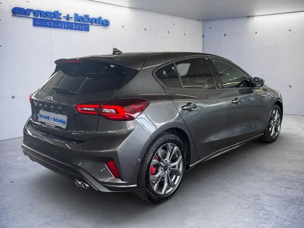 Gebraucht Ford Focus ST-Line 125 PS (91 kW) 2025 Magnetic metallic Limousine