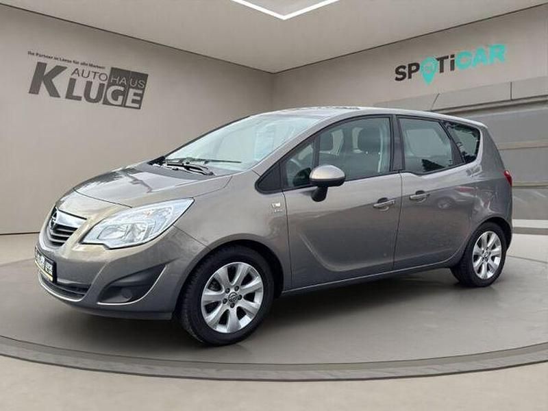 Grau Gebraucht 2013 Opel Meriva Active Van / Kleinbus | 9.990 € (Teuer) - Bild 1/4