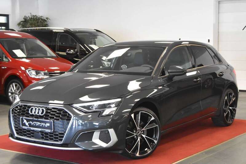 Manhattangrau Gebraucht 2021 Audi A3 Advanced Kleinwagen | 28.999 € (Teuer) - Bild 1/4