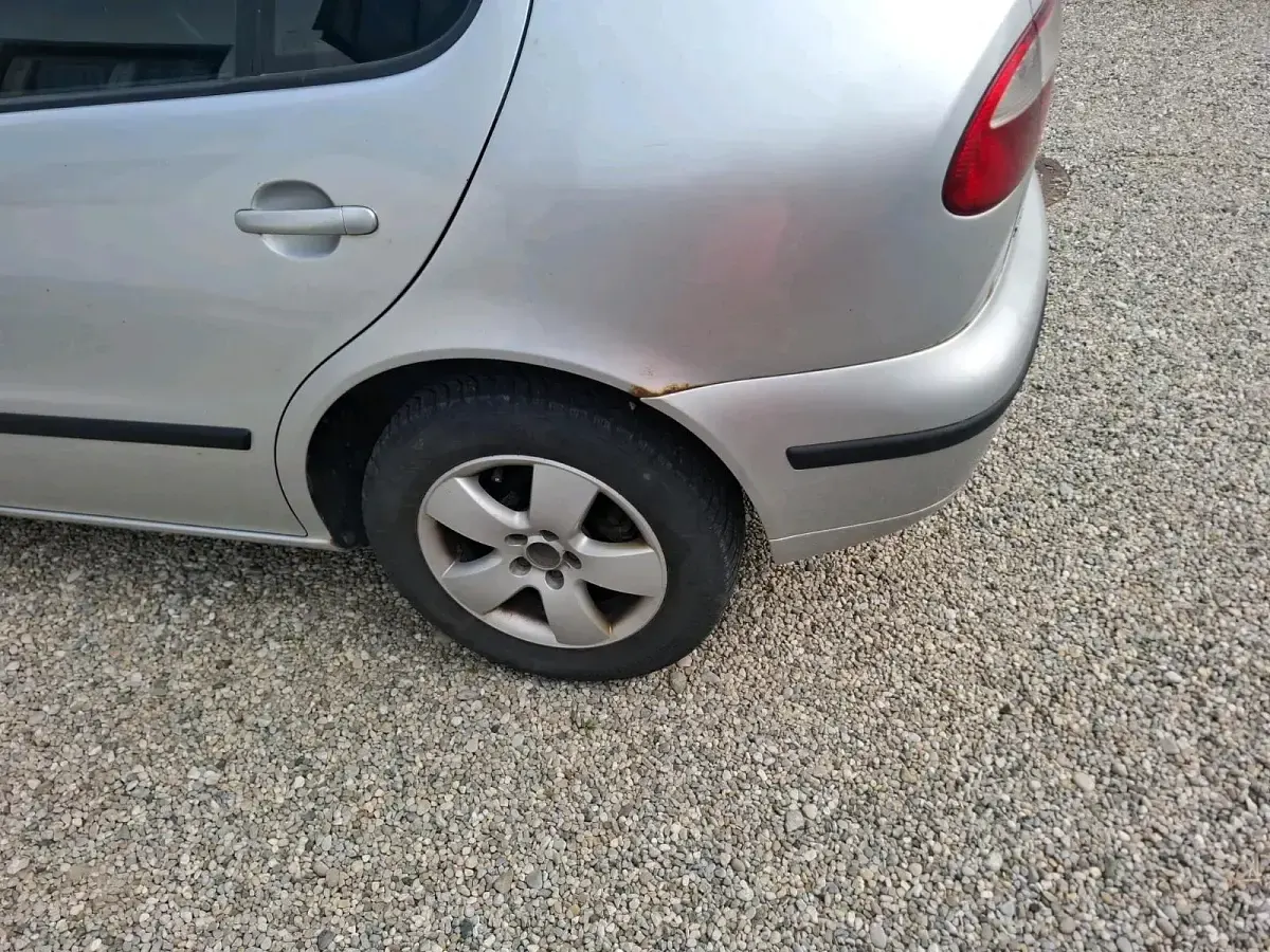 Gebraucht Seat Leon 109 PS (80 kW) 2003 Silber Kleinwagen