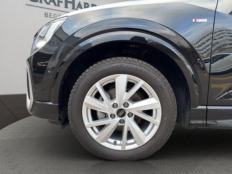 Gebraucht Audi Q2 S-Line 150 PS (110 kW) 2025 Mythosschwarz metallic SUV