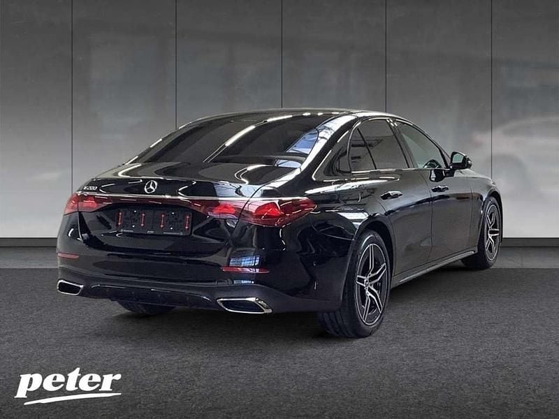 Gebraucht Mercedes E200 AMG 204 PS (150 kW) 2025 Schwarz Limousine