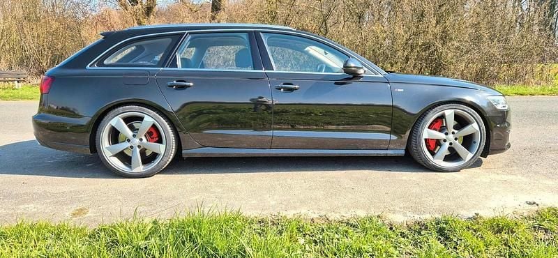 Gebraucht Audi A6 Exclusive 320 PS (235 kW) 2015 Schwarz Kombi