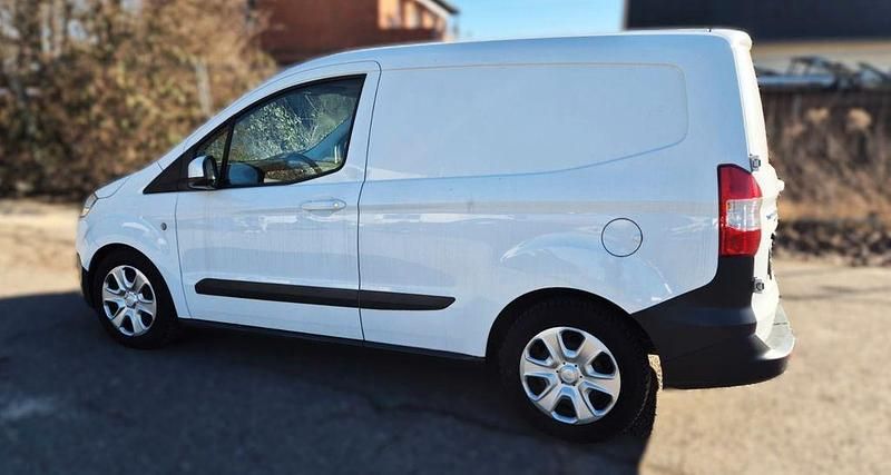 Gebraucht Ford Transit 75 PS (55 kW) 2017 Weiß Van / Kleinbus