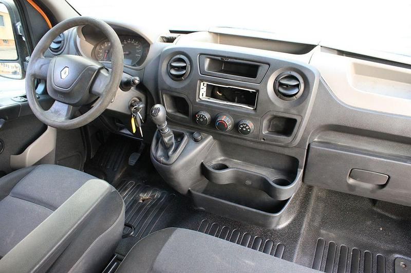 Gebraucht Renault Master 125 PS (91 kW) 2013 Orange Limousine