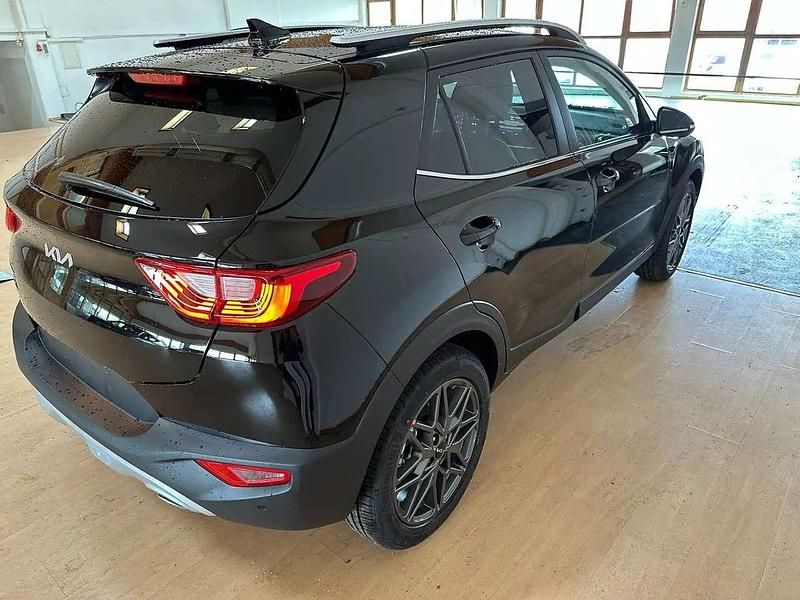 Gebraucht Kia Stonic 101 PS (74 kW) 2024 Aurora schwarz SUV