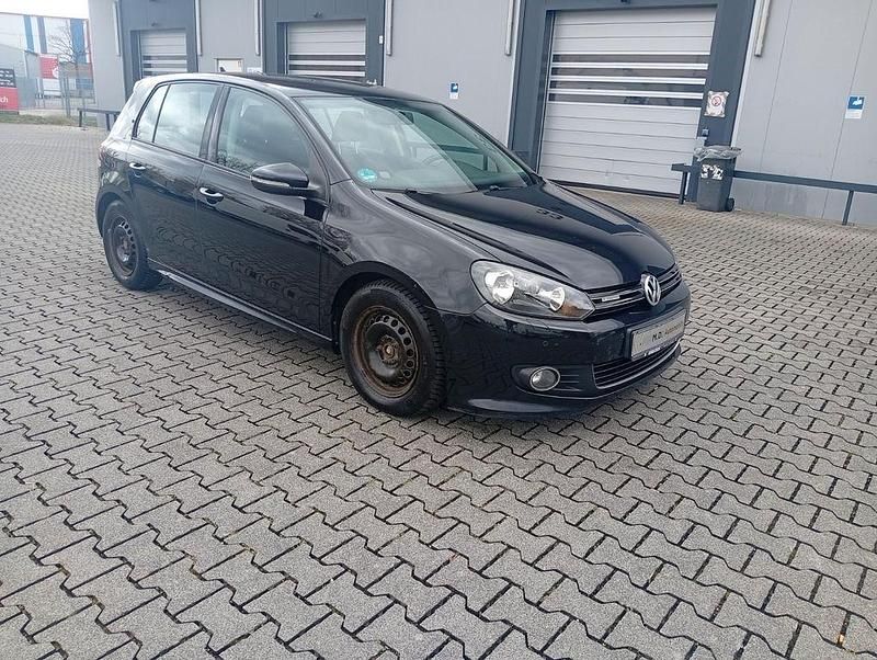 Gebraucht VW Golf VI Trendline 105 PS (77 kW) 2011 Schwarz Kleinwagen