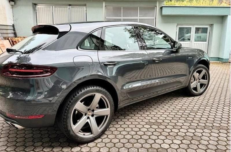 Gebraucht Porsche Macan S 258 PS (189 kW) 2016 Grau SUV