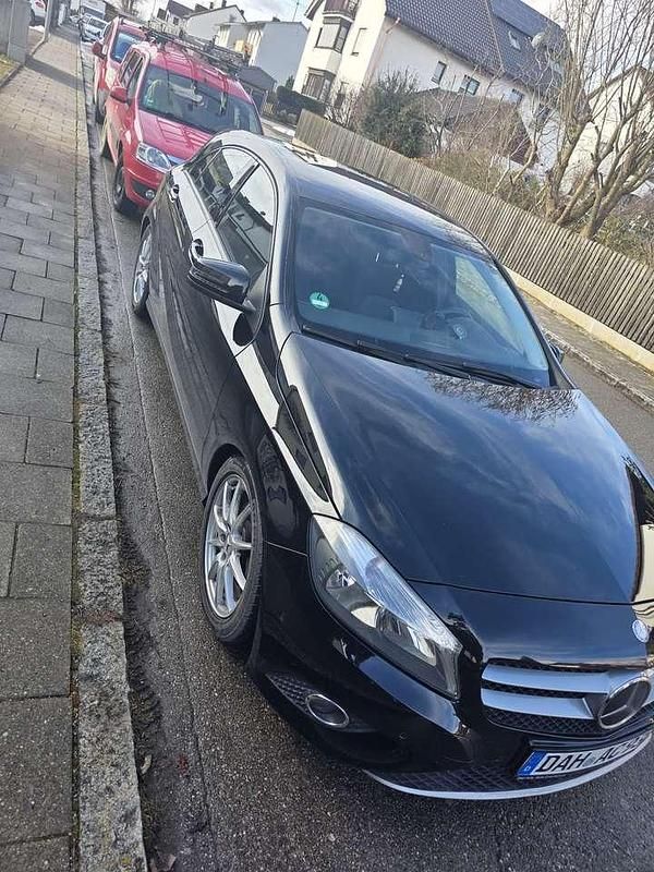 Gebraucht Mercedes 200 Urban 156 PS (114 kW) 2012