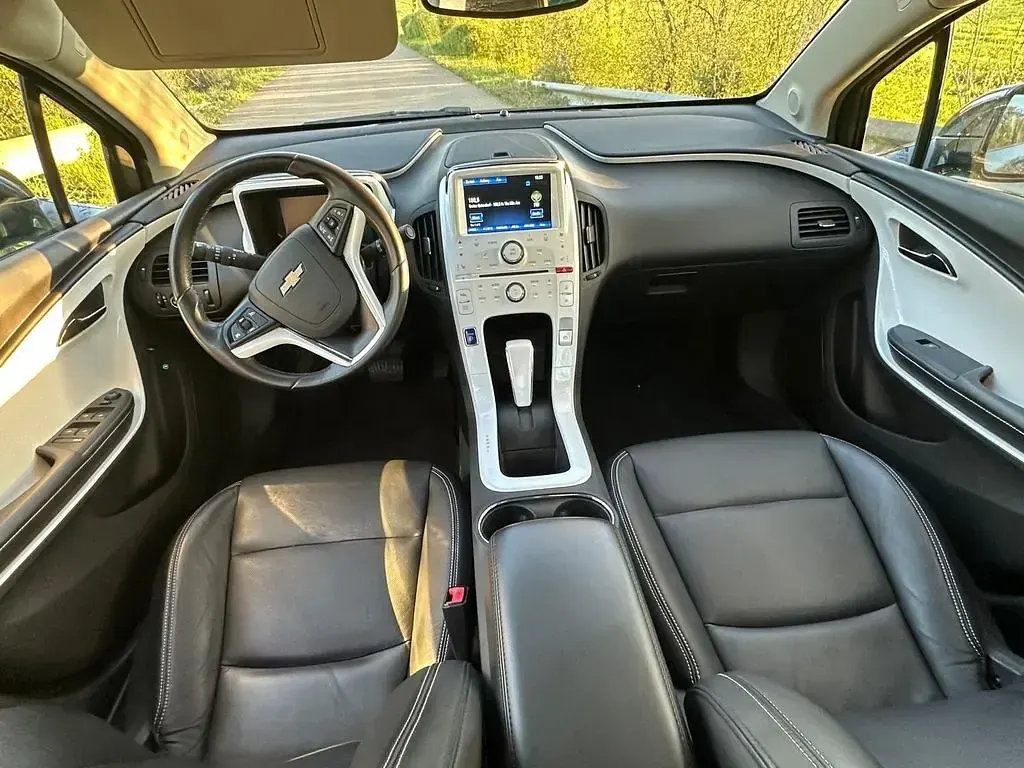 Usata Chevrolet Volt 151 CV (111 kW) 2012 Nero Utilitaria