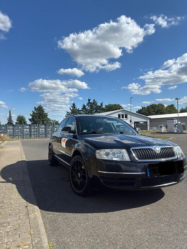 Schwarz Gebraucht 2007 Skoda Superb Limousine | 4.600 € (Etwas zu teuer) - Bild 1/4