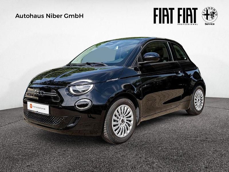 Schwarz Gebraucht 2022 Fiat 500e Action | 11.299 € (Superpreis) - Bild 1/4