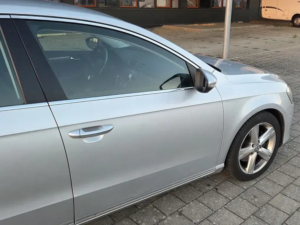 Gebraucht VW Passat Comfortline 160 PS (117 kW) 2011 Silber Limousine