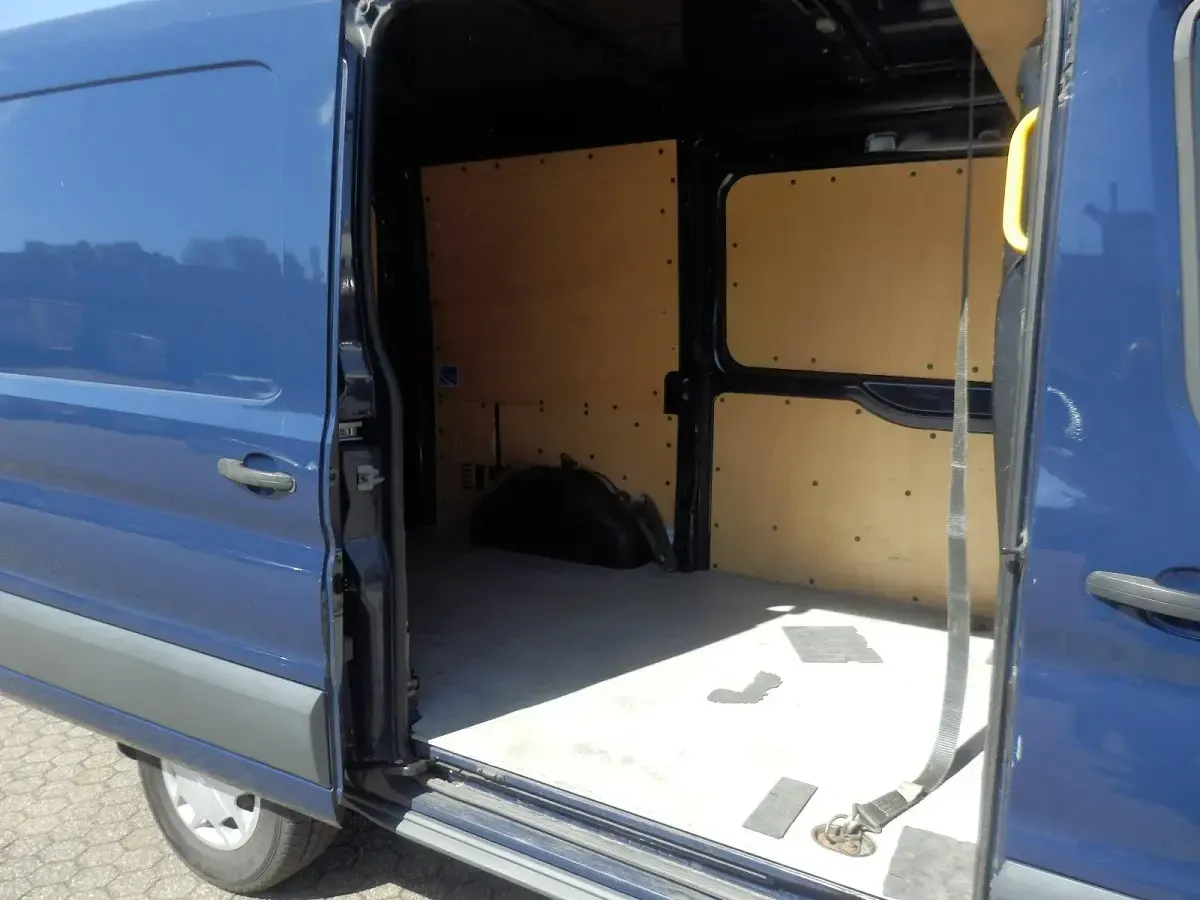 Gebraucht Ford Transit 105 PS (77 kW) 2017 Blau Limousine