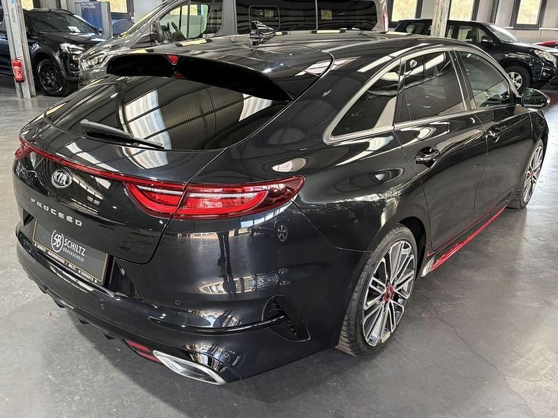 Gebraucht Kia ProCeed GT GT 204 PS (150 kW) 2021 Schwarz Kleinwagen
