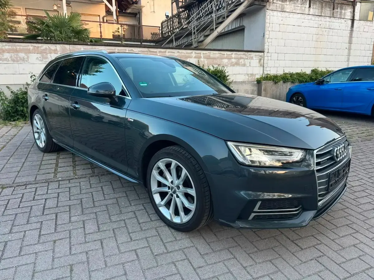 Gebraucht Audi A4 S-Line 190 PS (139 kW) 2016 Grau Kombi