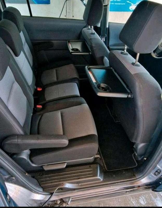 Gebraucht Mazda 5 Exclusive 145 PS (106 kW) 2006 Van / Kleinbus