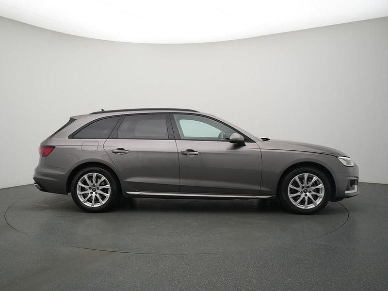 Second-hand Audi A4 Advanced 150 CP (110 kW) 2022 Gri Break