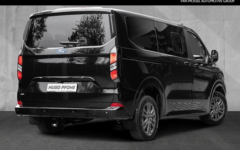 Gebraucht Ford Tourneo Titanium 233 PS (171 kW) 2025 Schwarz Van / Kleinbus