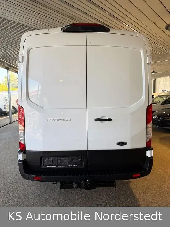 Gebraucht Ford Transit Trend 131 PS (96 kW) 2022 Weiß Van / Kleinbus
