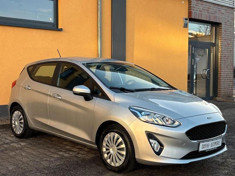 Gebraucht Ford Fiesta Cool & Connect 101 PS (74 kW) 2019 Silber Kleinwagen