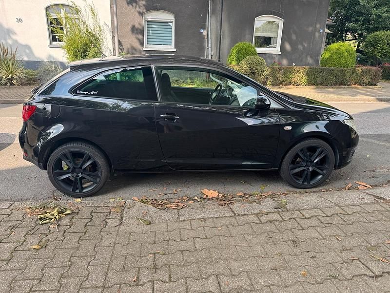 Schwarz Gebraucht 2009 Seat Ibiza Coupé | 1.500 € (Superpreis) - Bild 1/4