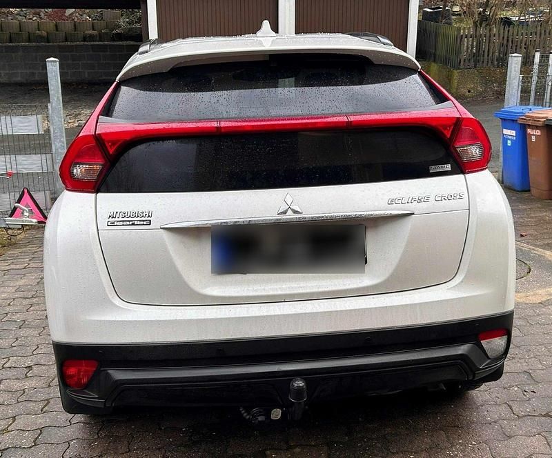 Gebraucht Mitsubishi Eclipse Cross 148 PS (108 kW) 2020 Weiß SUV