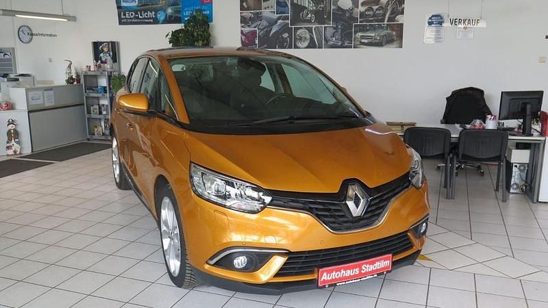 Gebraucht Renault Scénic IV Experience 116 PS (85 kW) 2018 Gelb Van / Kleinbus