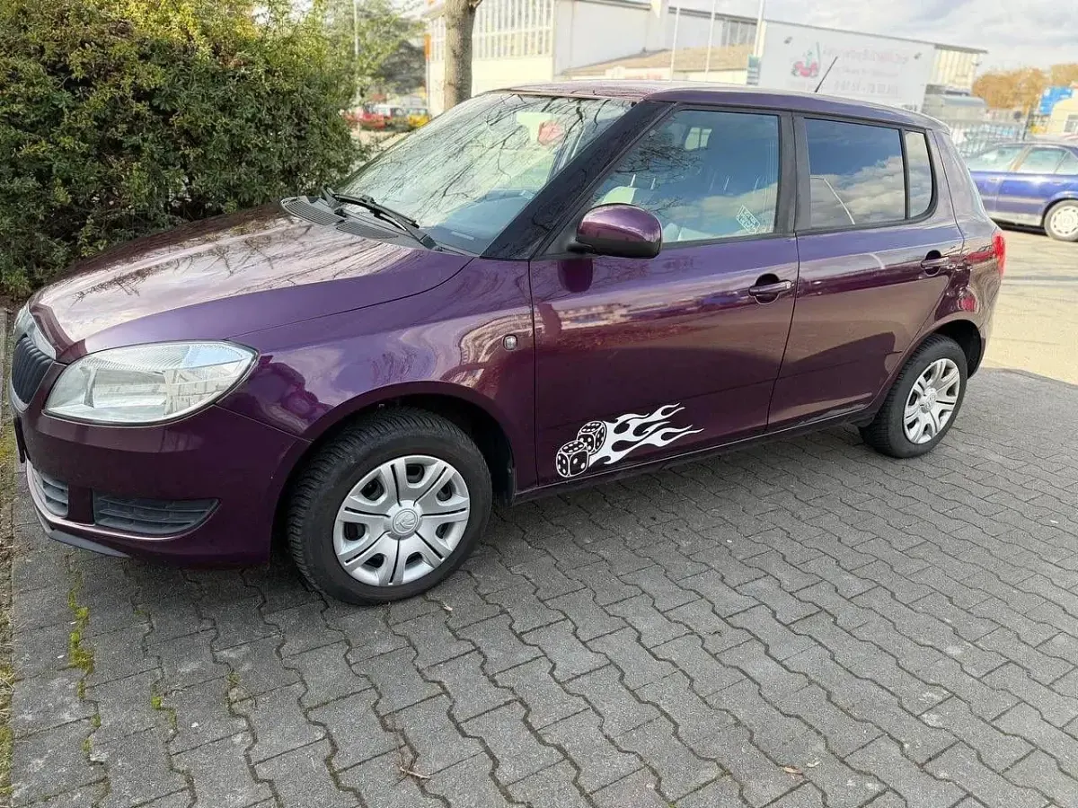 Gebraucht Skoda Fabia 60 PS (44 kW) 2014 Violet Limousine