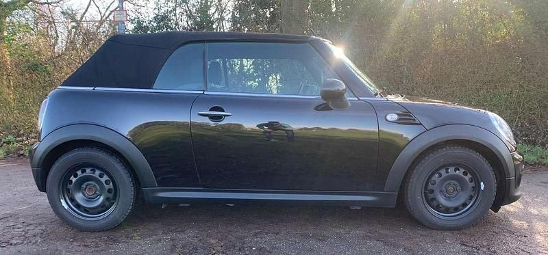 Usata Mini Cooper Cabriolet 122 CV (89 kW) 2015 Nero Cabrio
