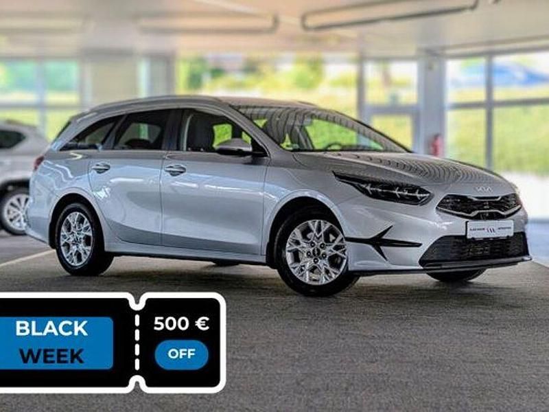 Silber Gebraucht 2023 Kia Ceed Sportswagon Edition 7 Kombi | 15.000 € (Guter Preis) - Bild 1/4