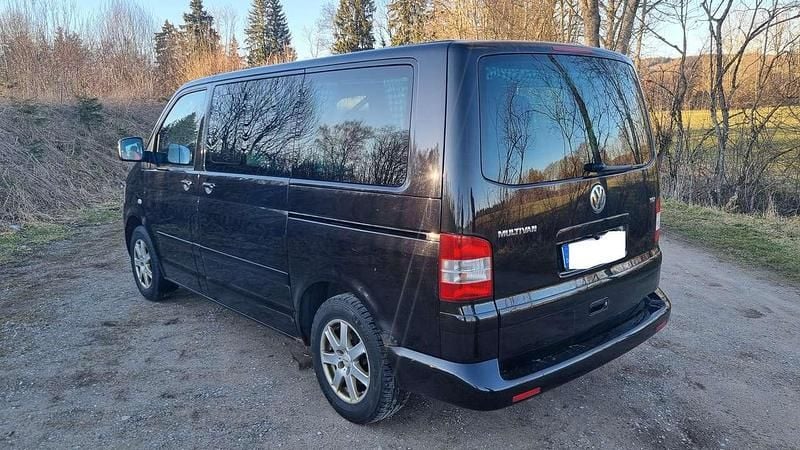 Second-hand VW T5 174 CP (127 kW) 2008 Negru Van