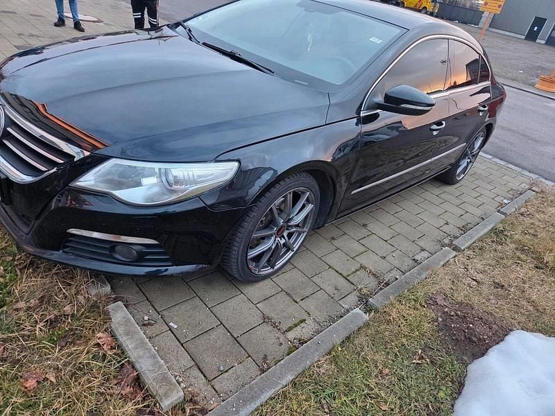 Gebraucht VW Passat 170 PS (125 kW) 2011 Schwarz Limousine