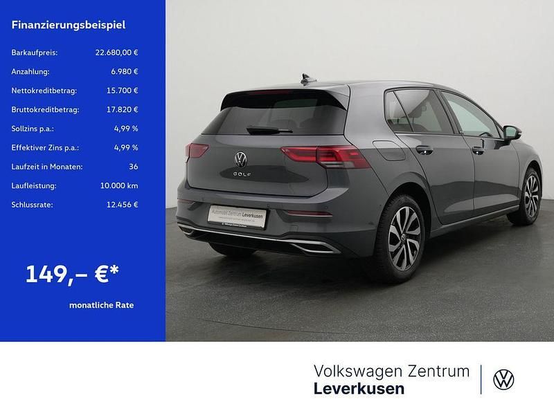 Gebraucht VW Golf VIII Active 150 PS (110 kW) 2023 Delfingrau Limousine