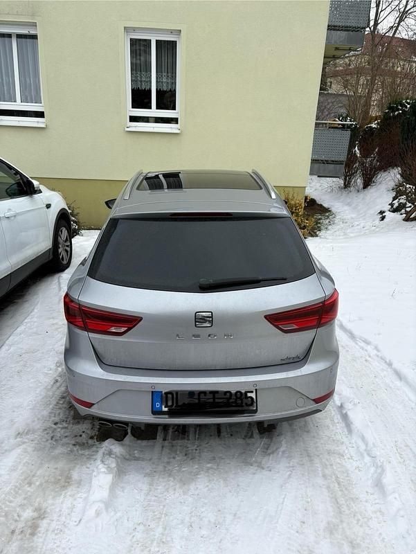 Gebraucht Seat Leon XCELLENCE 150 PS (110 kW) 2020 Silber Kombi