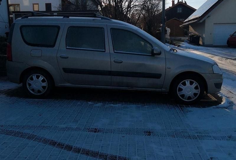 Gebraucht Dacia Logan MCV Lauréate 105 PS (77 kW) 2009 Beige Limousine