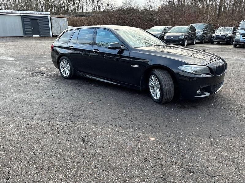 Gebraucht BMW 525 Performance 218 PS (160 kW) 2014 Schwarz Kombi