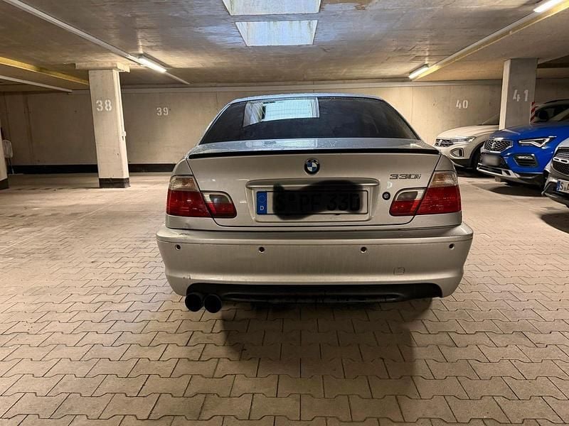 Gebraucht BMW 330 231 PS (169 kW) 2001 Silber Coupé