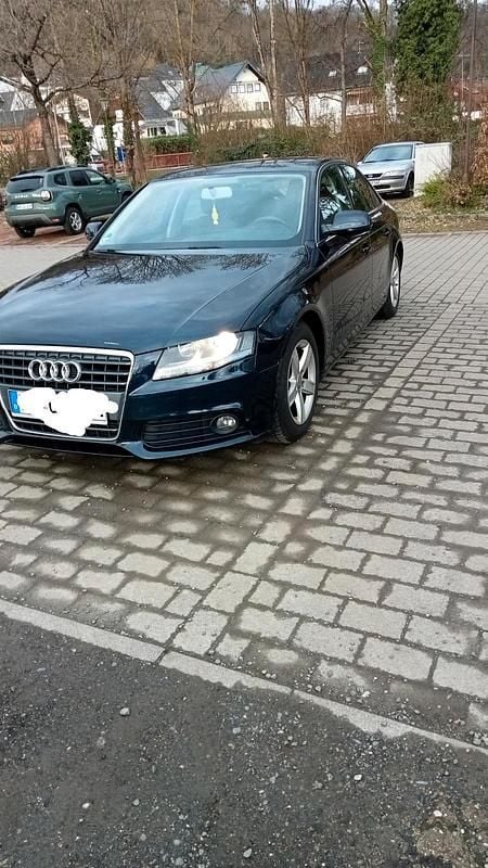 Gebraucht Audi A4 160 PS (117 kW) 2009 Blau Limousine