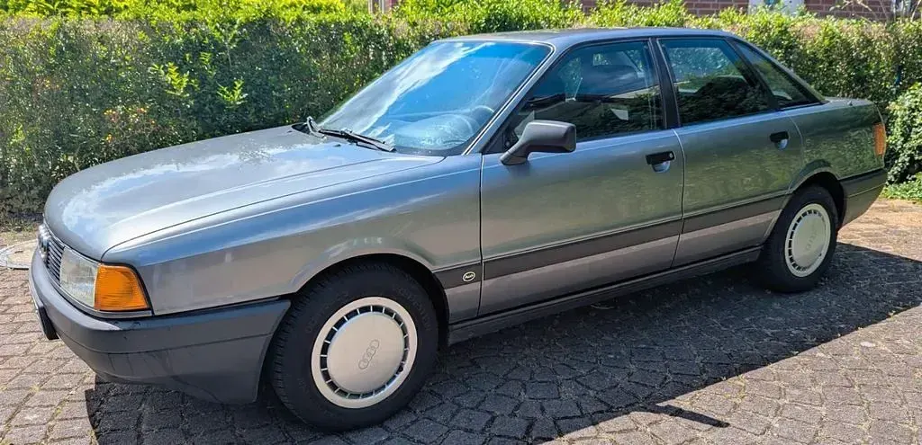 Gebraucht Audi 80 69 PS (50 kW) 1991 Grau Limousine
