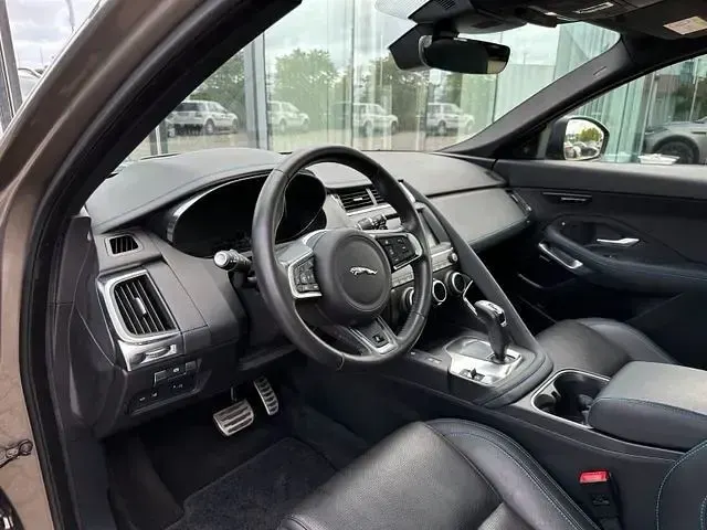 Gebraucht Jaguar E-Pace R-Dynamic 300 PS (220 kW) 2017 Grau SUV