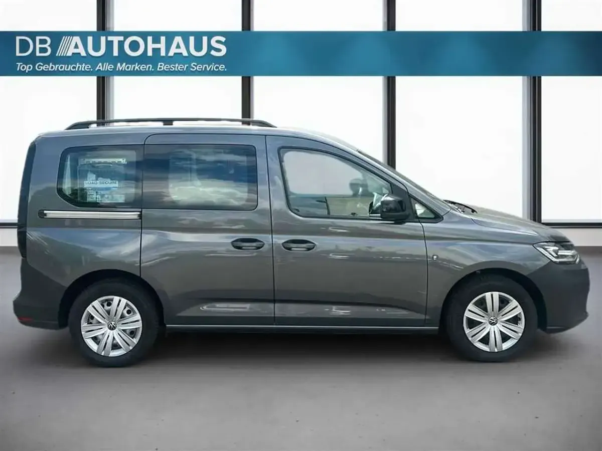 Gebraucht VW Caddy 122 PS (89 kW) 2023 Grau Van / Kleinbus