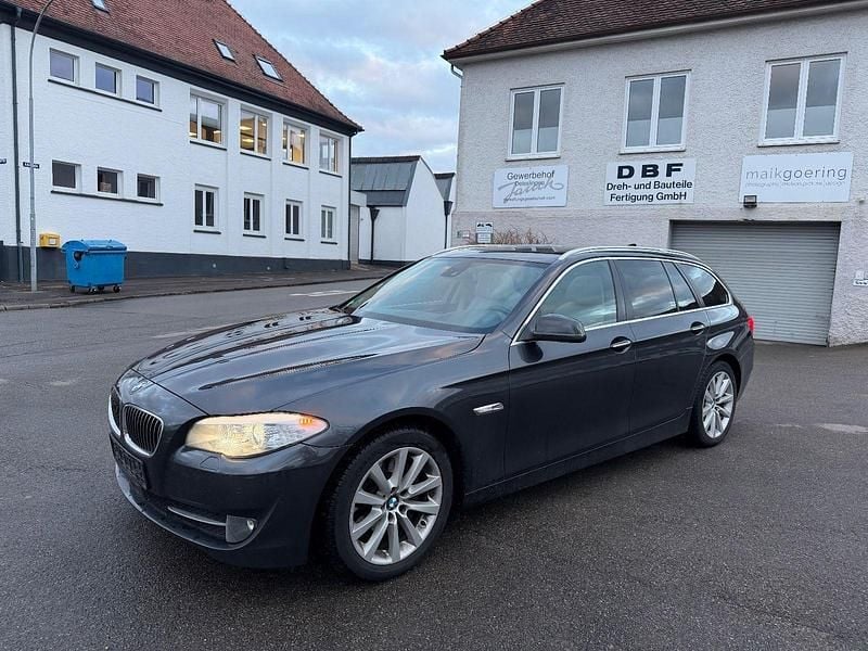 Gebraucht BMW 530 Performance 245 PS (180 kW) 2010 Grau Kombi