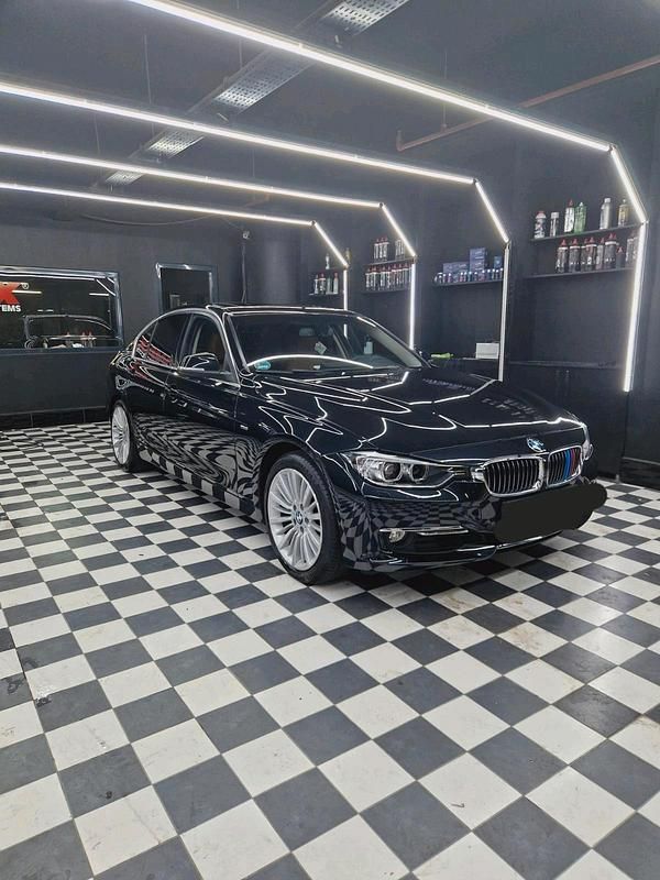 Gebraucht BMW 328 Luxury Line 245 PS (180 kW) 2012 Schwarz Limousine