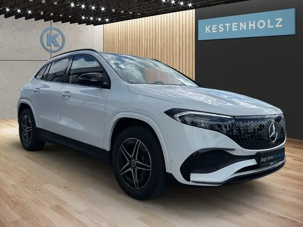 Gebraucht Mercedes EQA300 AMG 167 kW (228 PS) 2025 Weiß SUV