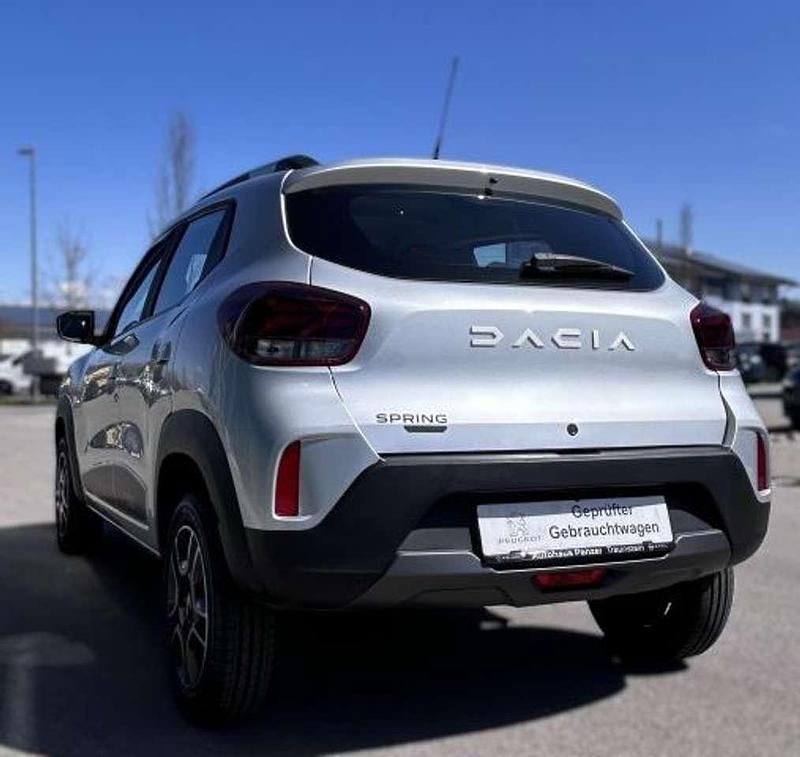 Gebraucht Dacia Spring Essentiel 33 kW (45 PS) 2024 Gris diamond silver Kleinwagen