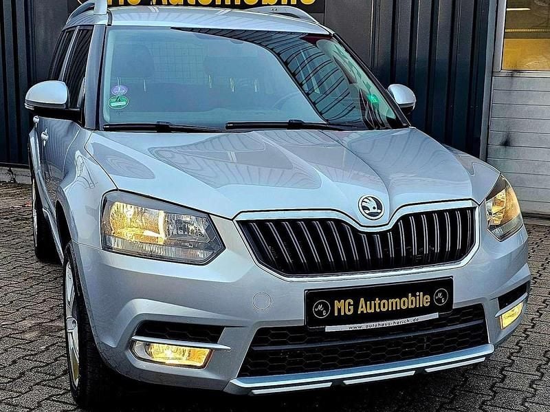 Gebraucht Skoda Yeti Drive 150 PS (110 kW) 2017 Brilliantsilber metallic SUV